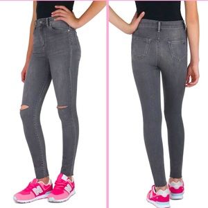 Tractr Destructed High-Rise Skinny Jeans w Fray Hem (Girls Sz 14 / Ladie…